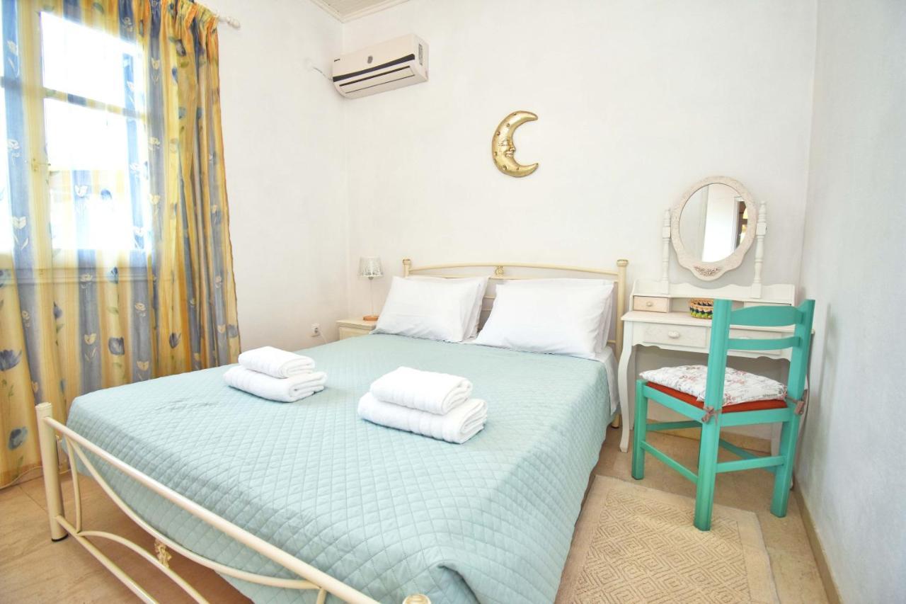 Ninas Cottage Linia Bagian luar foto