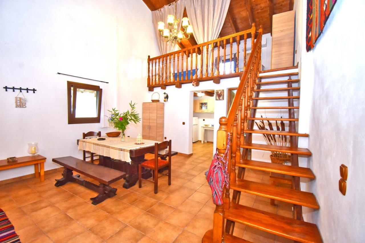 Ninas Cottage Linia Bagian luar foto